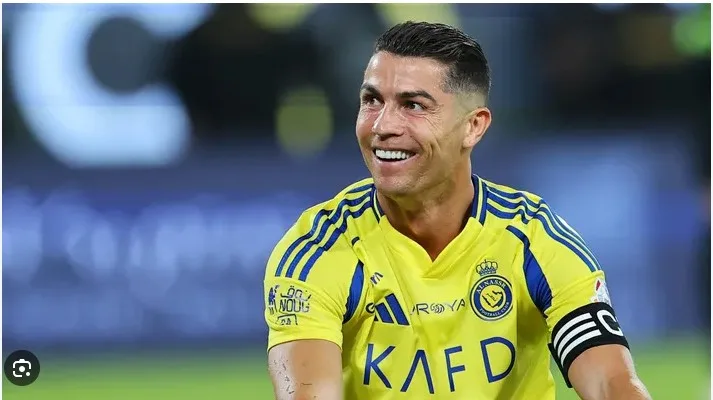 Tìm hiểu: C.Ronaldo ở nước nào?